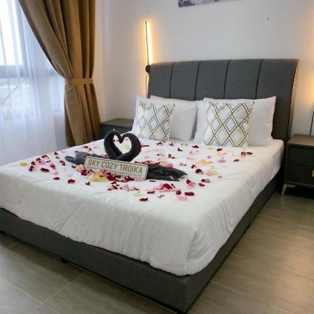 Sky Cozy Troika Residence, 1 Bedroom 4-6 Pax, 2 Bedrooms 6-8 Pax, Pool Vew, Sky & City View, Free Parking, Pool, Unlimited Wifi & Netflix Kota Bharu Exteriér fotografie